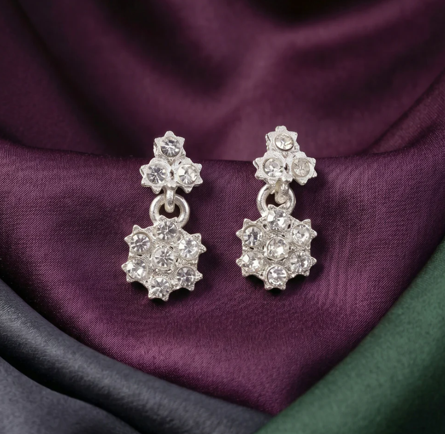 Silver Plated Necklace Set – Elegant & Sparkling for Formal Events
