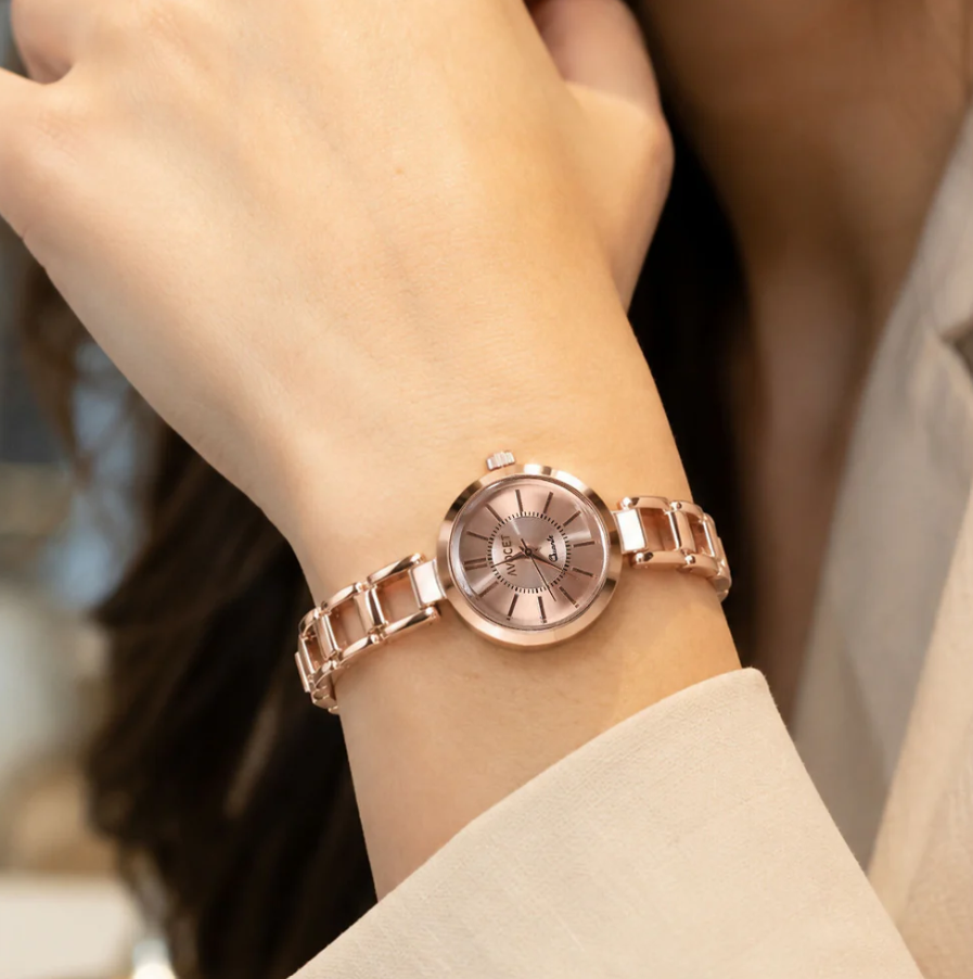 Rose Gold Watch – Elegant Daily Wear for Women