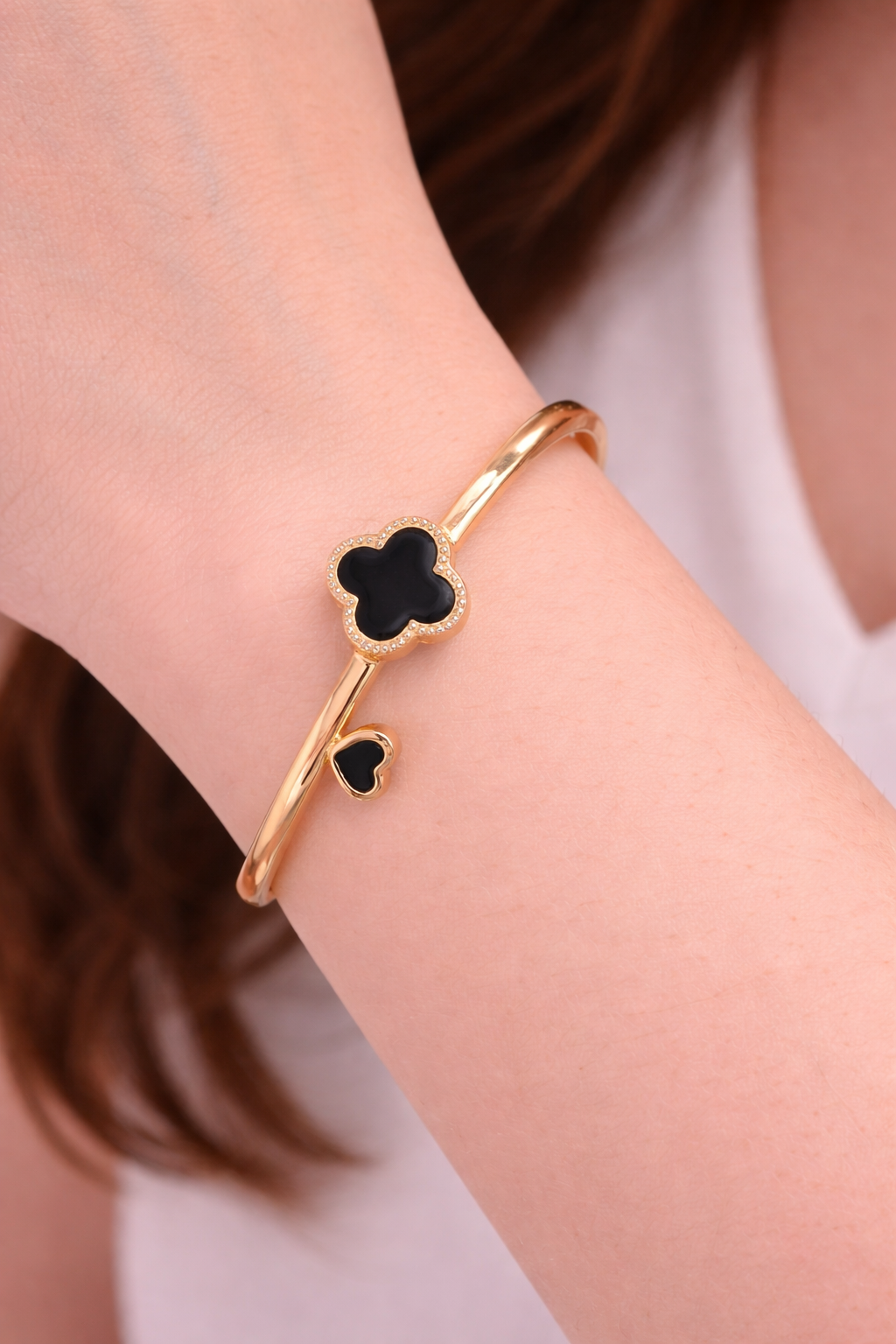 Luxury Clover Charm Stainless Steel Bracelet for Women